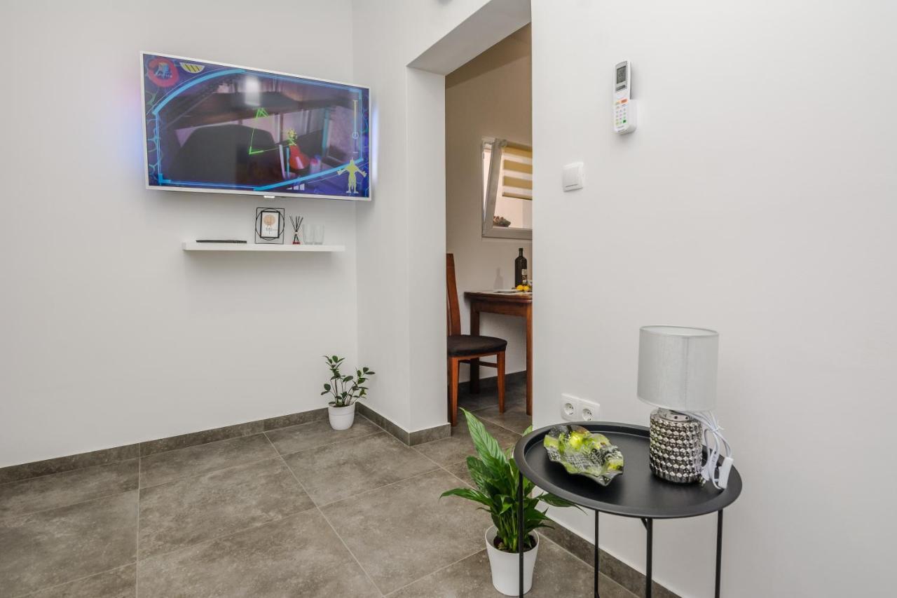 Lovely Apartment M&K In Peaceful Area - Ζαντάρ Εξωτερικό φωτογραφία