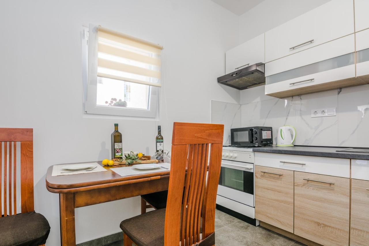 Lovely Apartment M&K In Peaceful Area - Ζαντάρ Εξωτερικό φωτογραφία